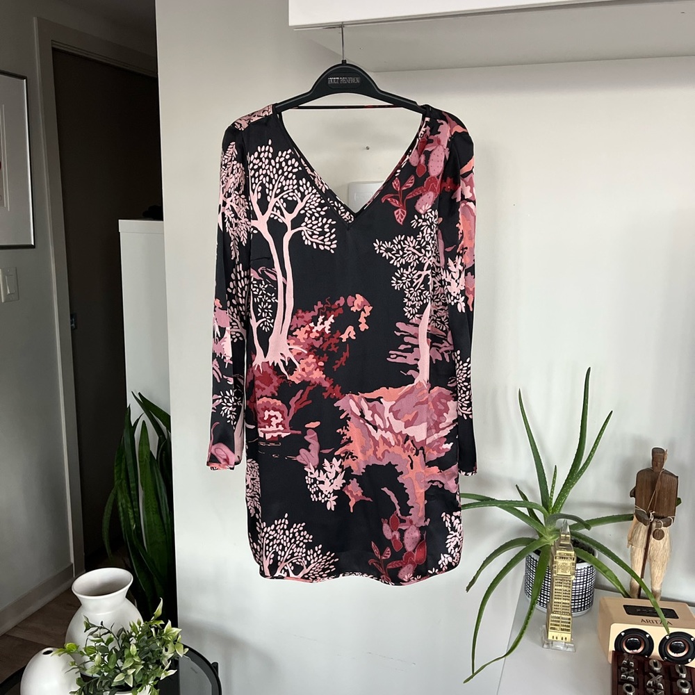 Aritzia Little Moon Brassia Silk Floral Boho Formal Wedding Guest Dress New XXS